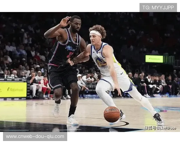 西强东弱格局固化,圣诞大战西部球队占五场 西强东弱格局固化,圣诞大战西部球队占五场